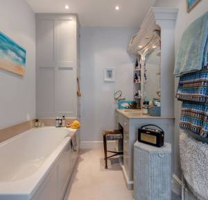 5 Bedroom House for sale in Victoria Road, Salisbury