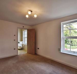 2 Bedroom House for sale in Barker Close, Salisbury