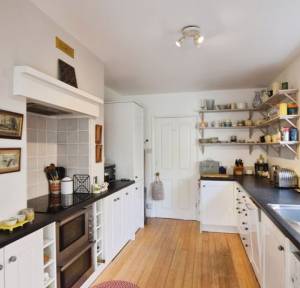 3 Bedroom House for sale in Queens Road, Salisbury