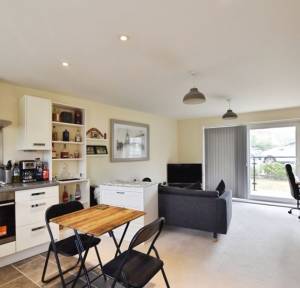 1 Bedroom Flat for sale in Mcnamara Street, Salisbury