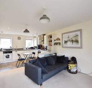 1 Bedroom Flat for sale in Mcnamara Street, Salisbury