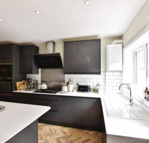 4 Bedroom House for sale in Rampart Road, Salisbury
