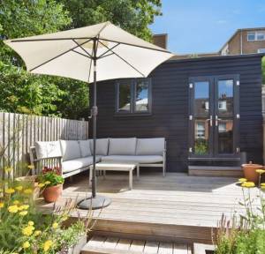 4 Bedroom House for sale in Rampart Road, Salisbury
