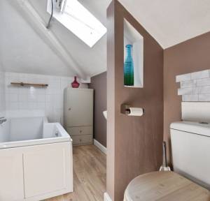 1 Bedroom Flat for sale in Manor Road, Salisbury