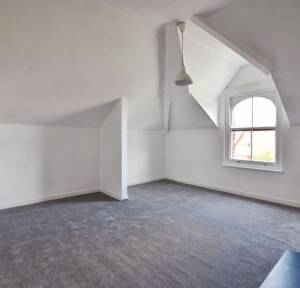 1 Bedroom Flat for sale in Manor Road, Salisbury