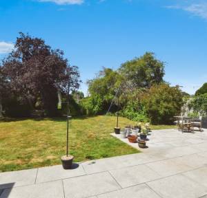 4 Bedroom House for sale in Chestnut Close, Salisbury