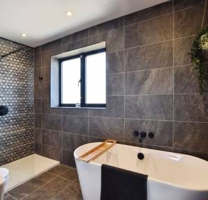 4 Bedroom House for sale in Chestnut Close, Salisbury