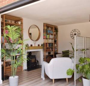 4 Bedroom House for sale in Chestnut Close, Salisbury