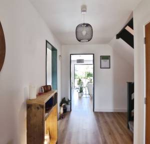4 Bedroom House for sale in Chestnut Close, Salisbury