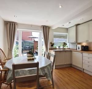 4 Bedroom House for sale in Clifton Road, Salisbury