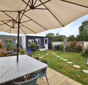 4 Bedroom House for sale in Western Way, Salisbury