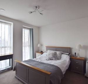2 Bedroom Flat for sale in Fountain Way, Salisbury