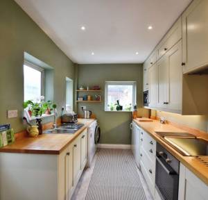 4 Bedroom House for sale in Hamilton Road, Salisbury