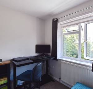 3 Bedroom House for sale in Cheshire Close, Salisbury