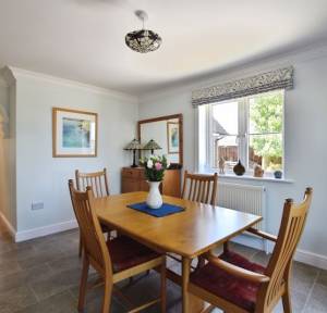 4 Bedroom House for sale in Chapel Hill, Salisbury