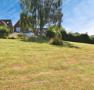 4 Bedroom House for sale in Chapel Hill, Salisbury