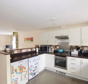 3 Bedroom House for sale in Collingwood Close, Salisbury