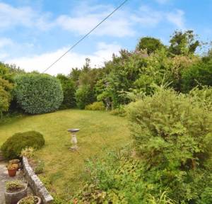 3 Bedroom Bungalow for sale in Hillside Drive, Salisbury