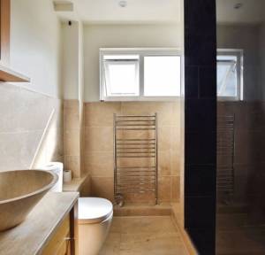 3 Bedroom House for sale in Canbury Close, Salisbury