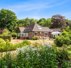 5 Bedroom House for sale in Forest Road, Fordingbridge