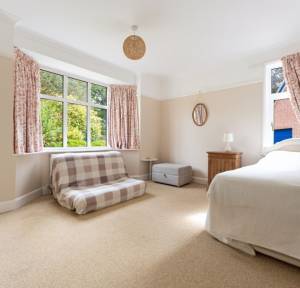 5 Bedroom House for sale in Forest Road, Fordingbridge