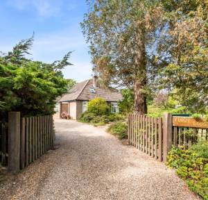 5 Bedroom House for sale in Forest Road, Fordingbridge