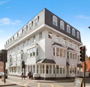 2 Bedroom Flat for sale in 2 New Street, Salisbury