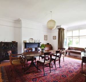 6 Bedroom House for sale in Fowlers Road, Salisbury