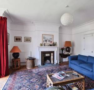 6 Bedroom House for sale in Fowlers Road, Salisbury