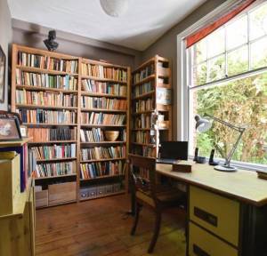 6 Bedroom House for sale in Fowlers Road, Salisbury