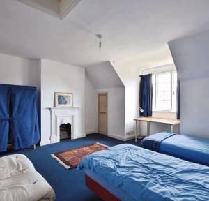 6 Bedroom House for sale in Fowlers Road, Salisbury