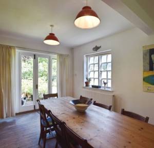 6 Bedroom House for sale in Fowlers Road, Salisbury