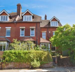 6 Bedroom House for sale in Fowlers Road, Salisbury