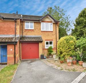 3 Bedroom House for sale in Woodbury Gardens, Salisbury