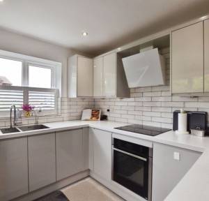 3 Bedroom House for sale in Woodbury Gardens, Salisbury