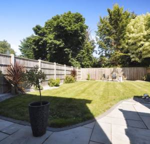3 Bedroom House for sale in Batchelor Way, Salisbury
