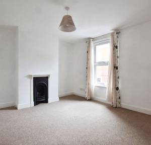 2 Bedroom House for sale in College Street, Salisbury