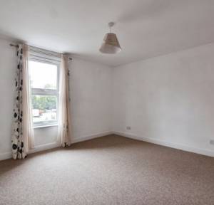 2 Bedroom House for sale in College Street, Salisbury