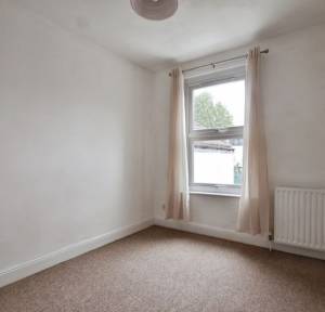2 Bedroom House for sale in College Street, Salisbury