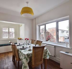 4 Bedroom House for sale in Dorset Road, Salisbury