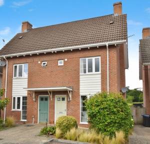 3 Bedroom House for sale in Pembroke Fields, Salisbury