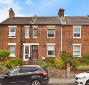 3 Bedroom House for sale in Cherry Orchard Lane, Salisbury
