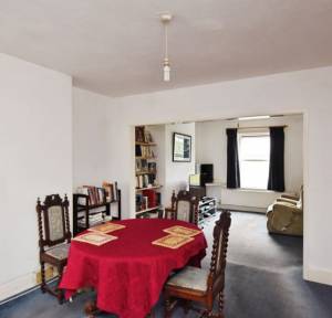 3 Bedroom House for sale in Cherry Orchard Lane, Salisbury
