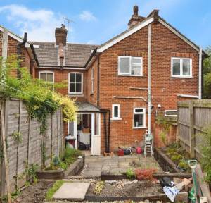 3 Bedroom House for sale in Cherry Orchard Lane, Salisbury