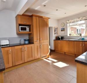 4 Bedroom House for sale in Southampton Road, Salisbury