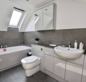 4 Bedroom House for sale in Southampton Road, Salisbury
