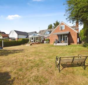 4 Bedroom House for sale in Southampton Road, Salisbury