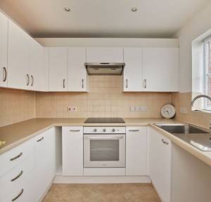 2 Bedroom House for sale in Lindford Road, Salisbury