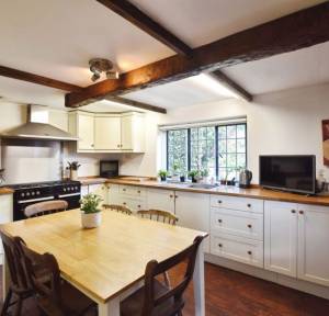 3 Bedroom House for sale in Main Road, Salisbury