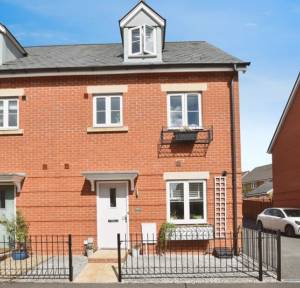 4 Bedroom House for sale in Sherbourne Drive, Salisbury